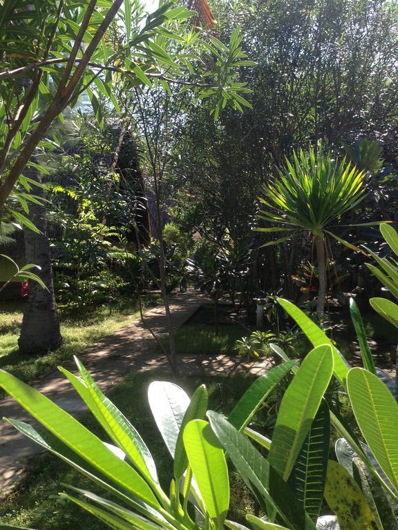 Gili Garden Bungalow Гили Мено Екстериор снимка
